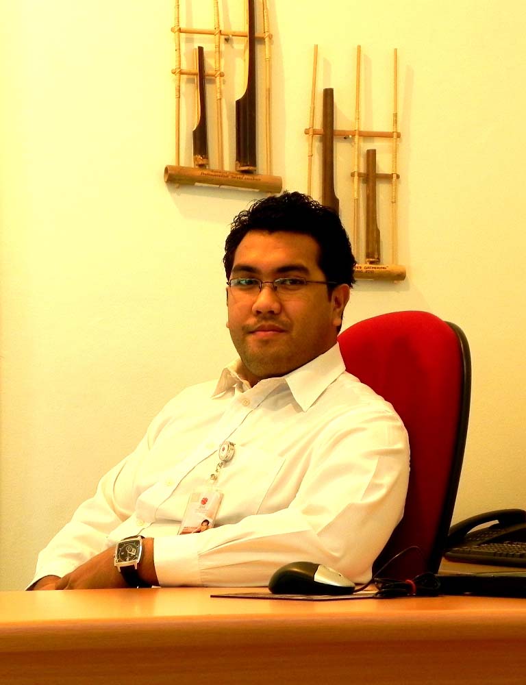 Marco Poetra Kawet, Head of Capital Market Information Center (Pusat Informasi Pasar Modal PIPM, PT.Bursa Efek Indonesia-red).J.jpg